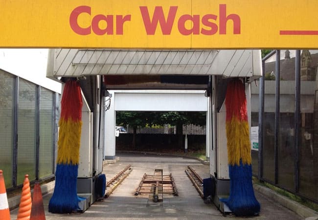 car wash pickup truck with tonneau cover